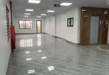 Chính chủ gửi cho thuê văn phòng mới xây Bắc Từ Liêm 150m²/sàn, sàn đẹp, có hầm, thang máy, PCCC